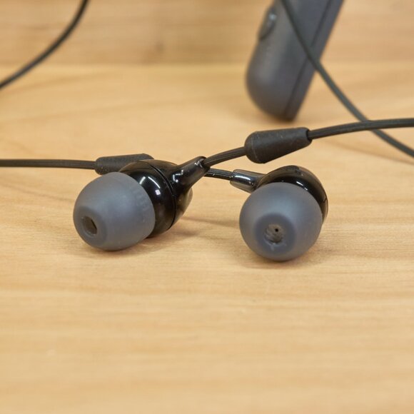 Sony WI-C400 / Wireless In Ear Bluetooth Headphones / Neckband Style / Tested - Picture 2 of 5